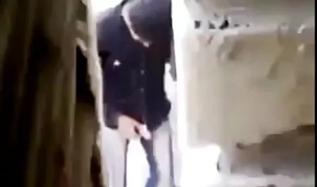 Роговий підліток показує її оголене тіло і ноги дивитися порно безкоштовно і без реєстрації